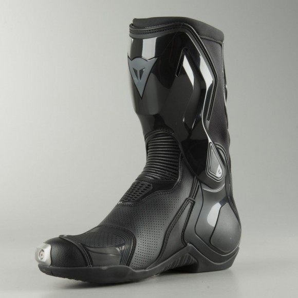 РњРѕС‚РѕР±РѕС‚РёРЅРєРё Dainese
